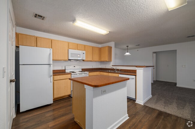 Interior Photo - Terraces at Copper Leaf