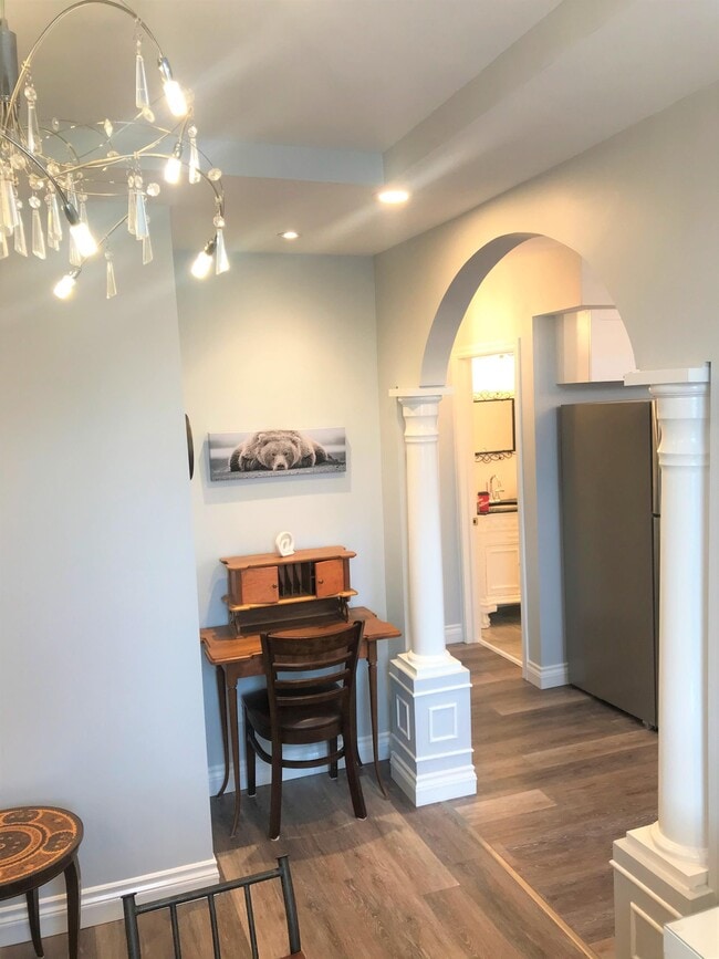 Photo - 242 Bridge St Unit 4