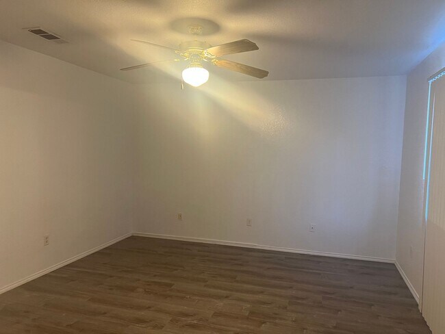 Photo - 2709 Haven Dr