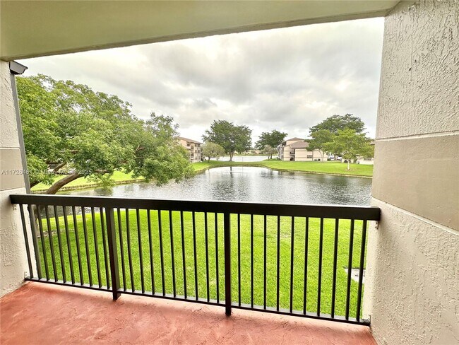 Photo - 9921 Nob Hill Pl