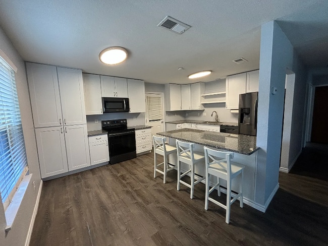 Photo - 901 Marilyn Dr