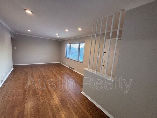 Photo - 1158 Brightling Dr