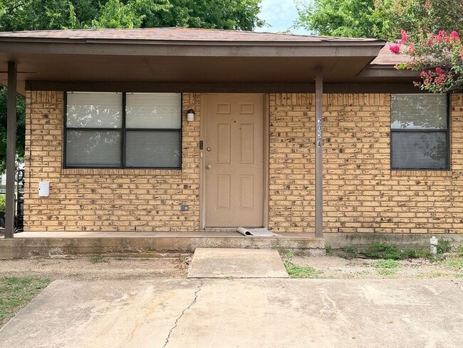 Photo - 205 Horseshoe Dr Unit A - 205 Horseshoe