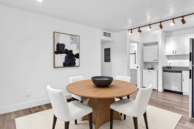 Photo - 801 SW 15th Ave Unit 39