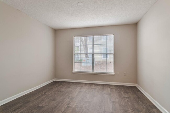 Keswick Village Apartments and Townhomes