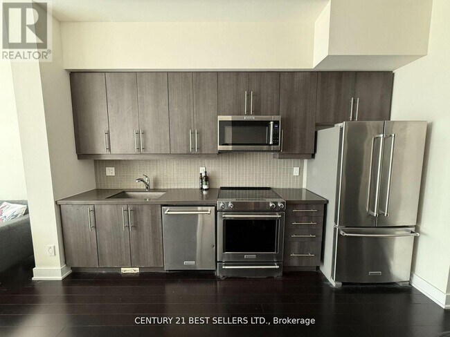 Photo - 510 Curran Place Unit 4206-Lph06