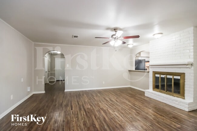 Photo - 5603 Sheraton Oaks Dr