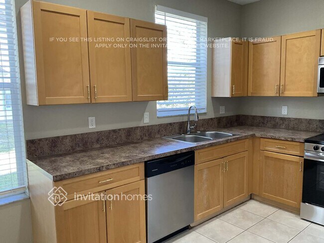 Photo - 5821 Azalea Cir