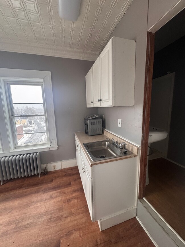 65 Pleasant St Unit 11
