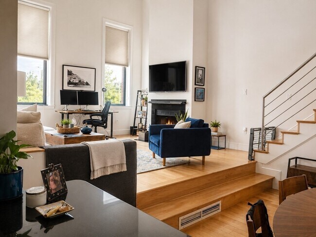 Photo - 201 Newbury St Unit 203