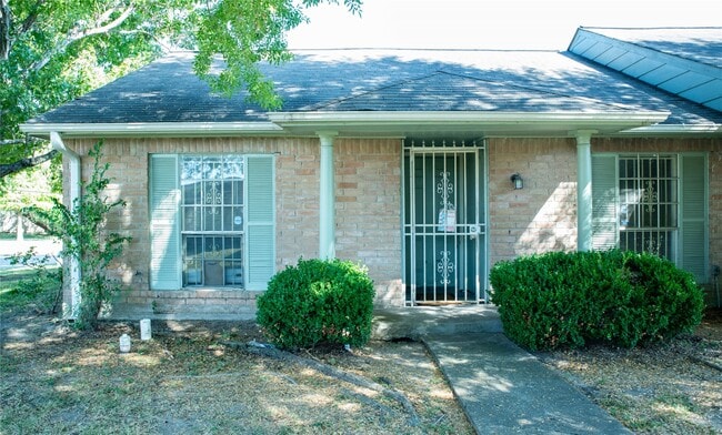 Photo - 12823 High Star Dr Unit True