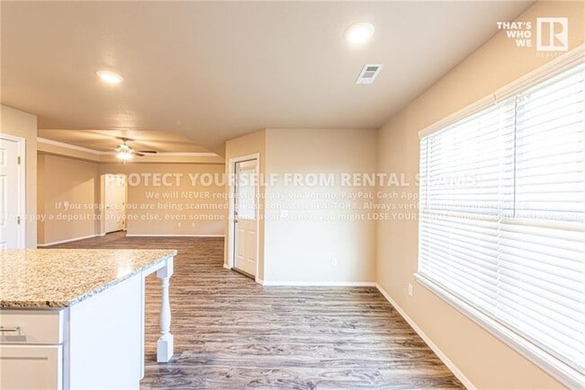 Photo - 1004 Rachel St