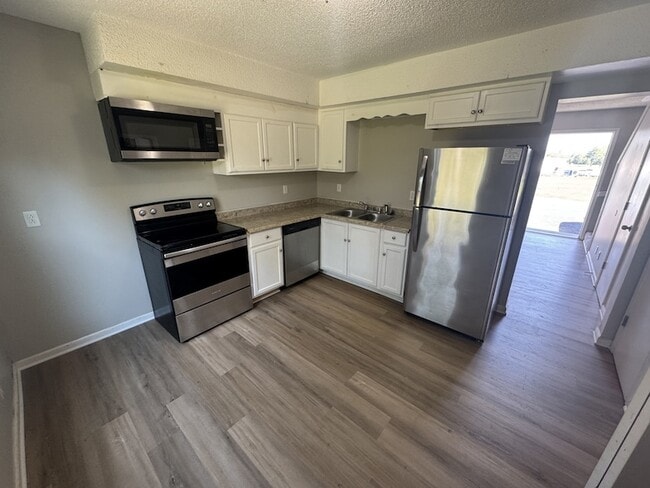 Photo - 179 Ingle Dr Unit B5