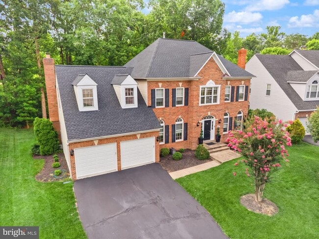 Building Photo - 5667 Lonesome Dove Ct