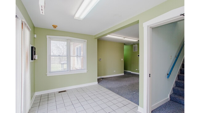 Photo - 1305 Oswego Rd
