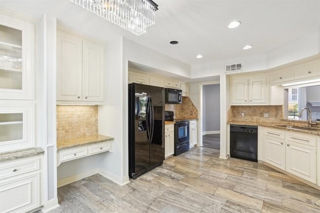 Photo - 1725 Enterprise Ave