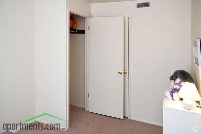 Habitación - Lake Park Apartments