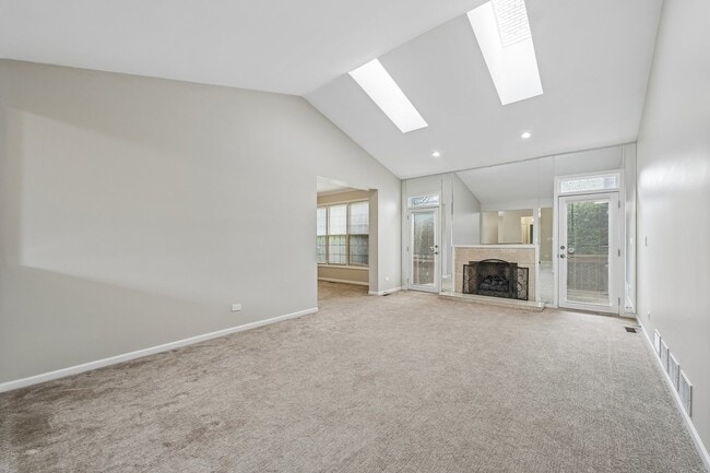 5 Middlesex Ct