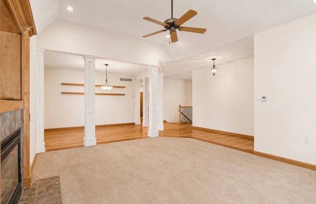 Photo - 10524 W 49th Pl