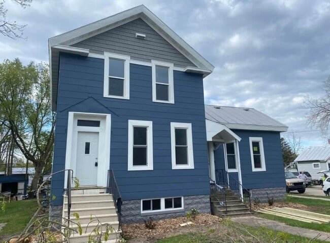 Building Photo - Elm/McDonald Unit 281 McDonald