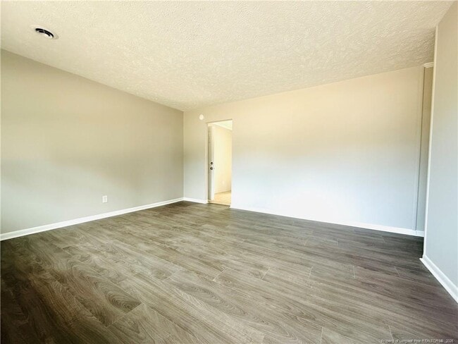 Photo - 4730 Rosehill Rd