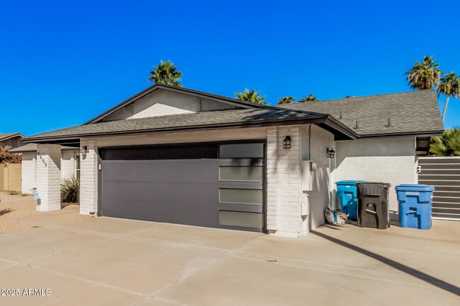 Photo - 4950 W Grovers Ave