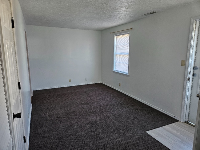 Photo - 2124 W Jackson St