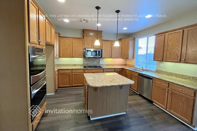 Photo - 4039 Huston Way