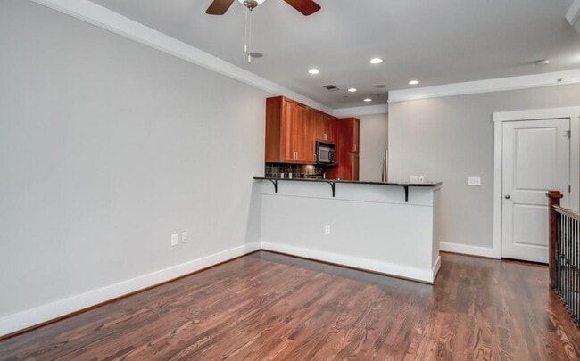 Photo - 216 Semel Dr