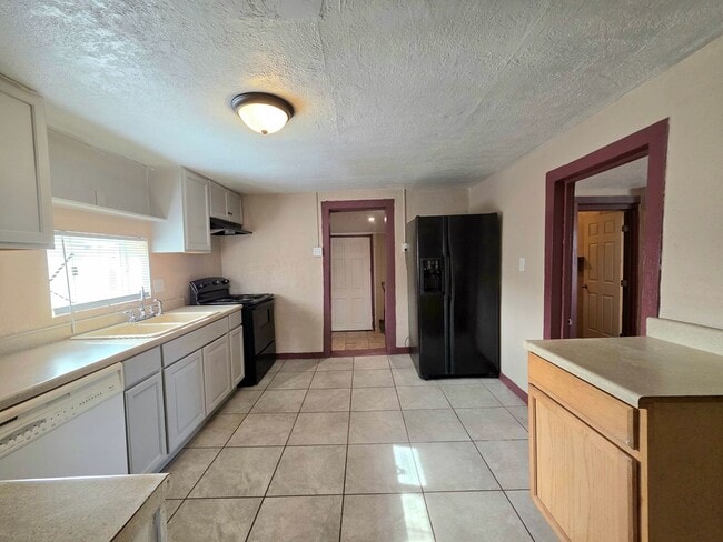 Photo - 2525 California St