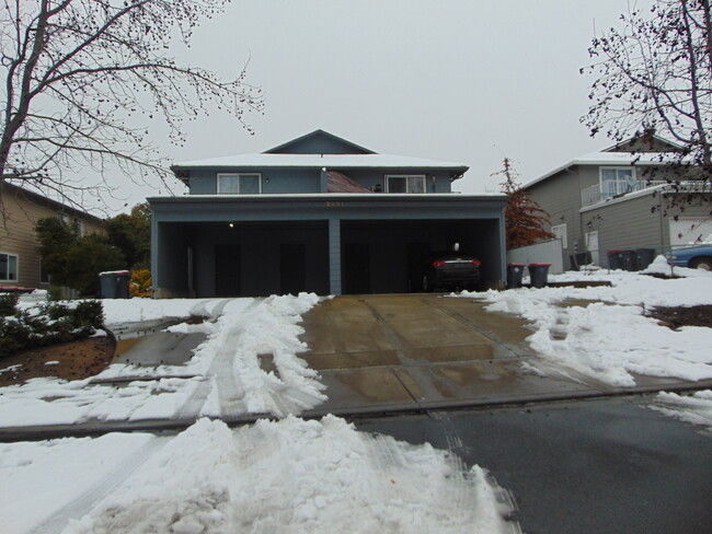 Photo - 2051 Campus Dr Townhome