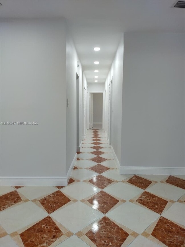 Photo - 265 NW 190th St