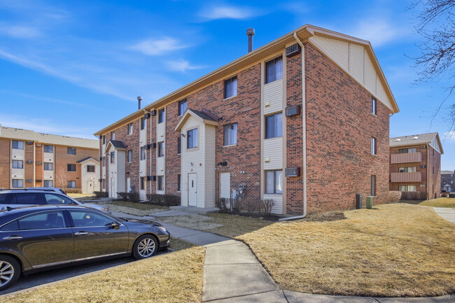 Photo - 13 Cedar Ct Unit 5