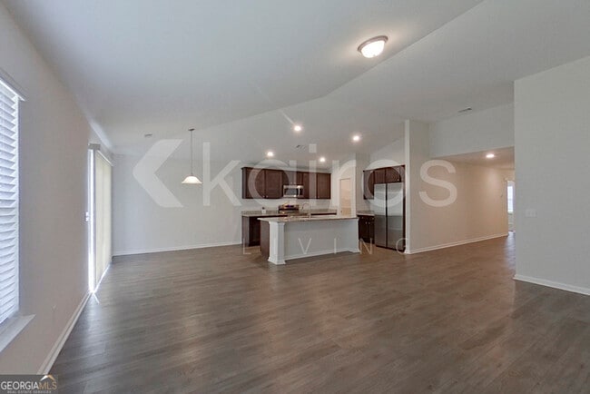 Photo - 103 St Phillip Wy