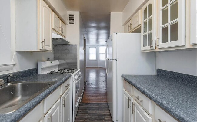 Photo - 5172 Parkside Ave