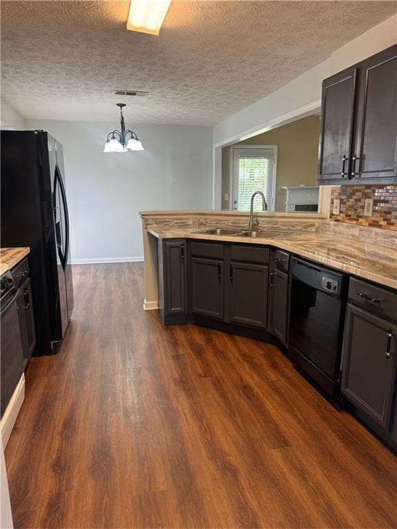 Photo - 660 Old Johnson Rd