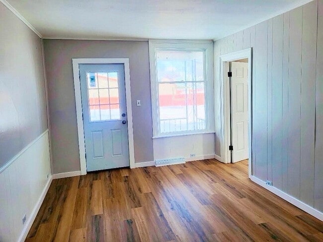 Building Photo - 721 Lyon St Unit 2