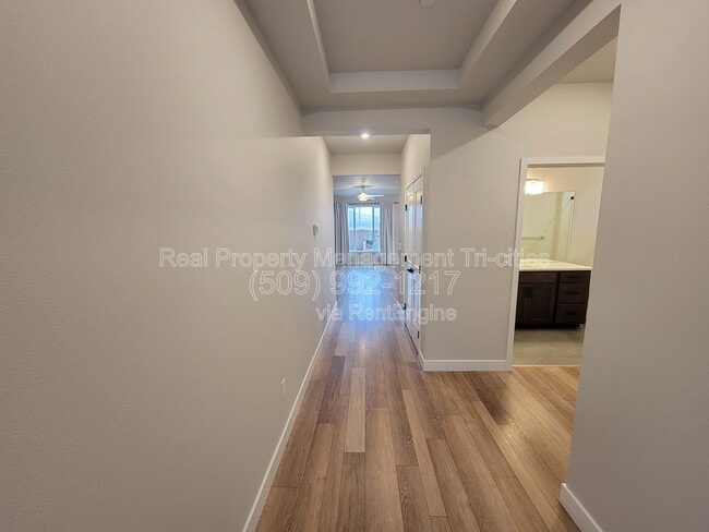 Photo - 2522 Morris Ave