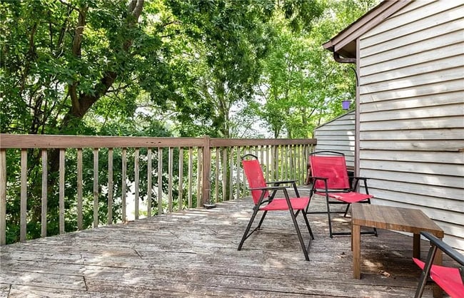 Photo - 205 Misty Point Ln