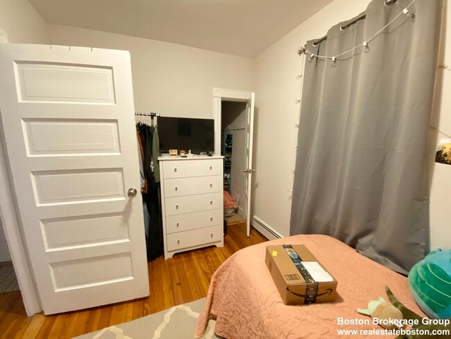 3 Sudan St