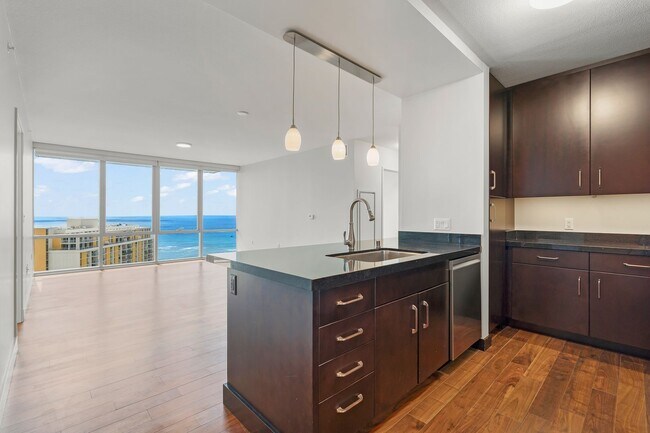 Photo - Beautiful Ocean View 2-Bedroom / 2-Bathroo...