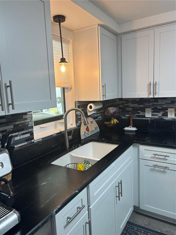 Photo - 1738 Caribbean Cir