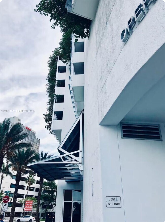 Photo - 1750 N Bayshore Dr Unidad 1213