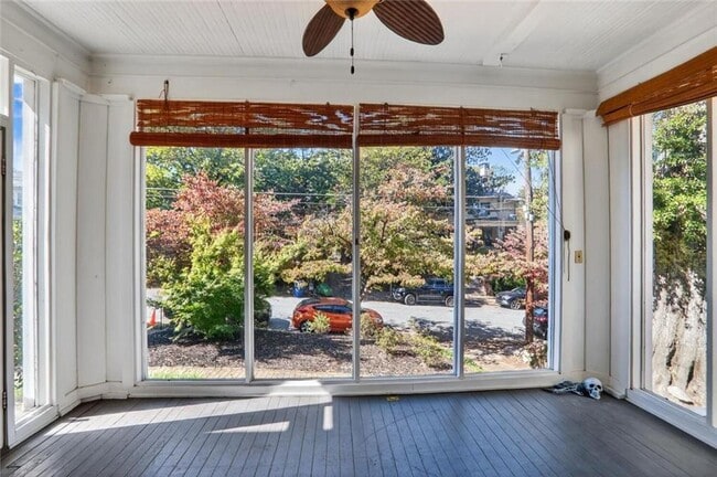 Photo - 641 Bonaventure Ave NE