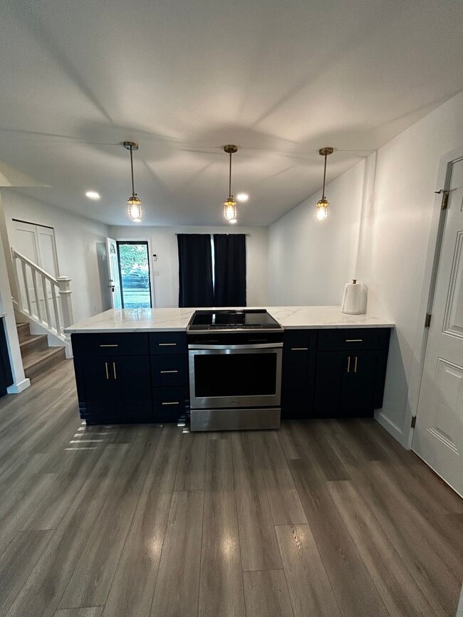 Photo - Beautiful 3-Bedroom Split-level Home in Gahanna