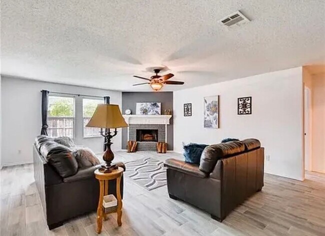 Photo - 2412 Grover Cleveland Dr