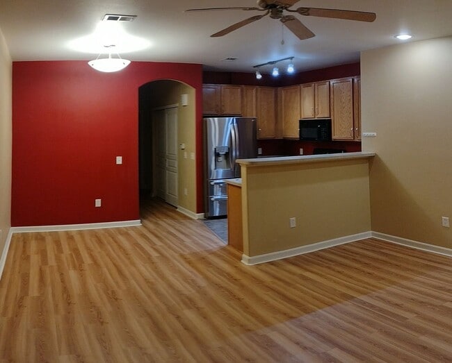 Photo - 833 E 98th Ave
