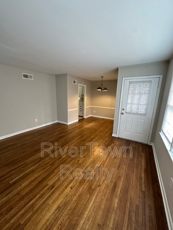 Photo - 4672 Willow Rd