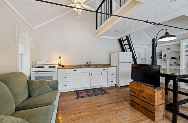 Photo - 35 Bangor Rd Unit 3