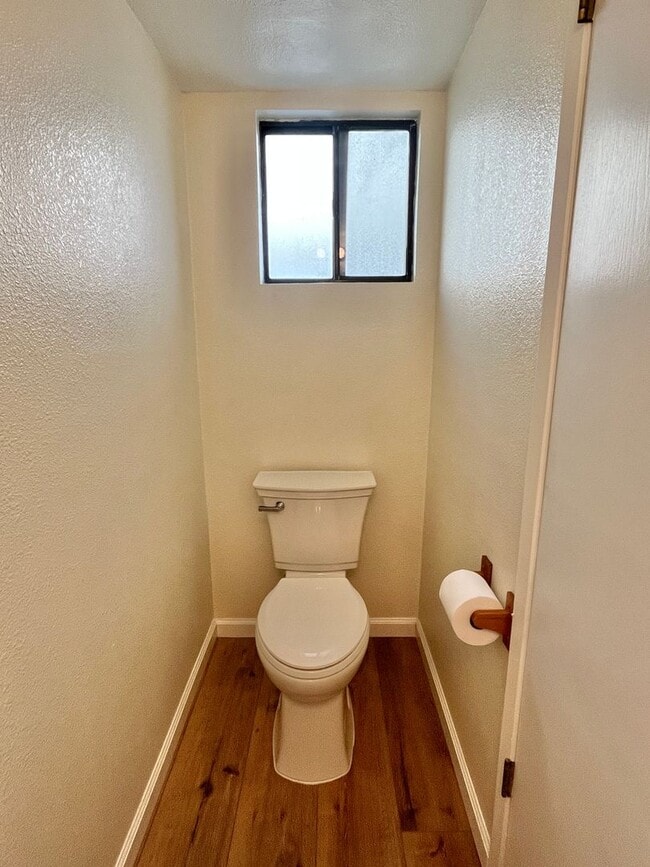 Photo - 2 Bedrooms 1.5 Bathrooms in Northwest Reno